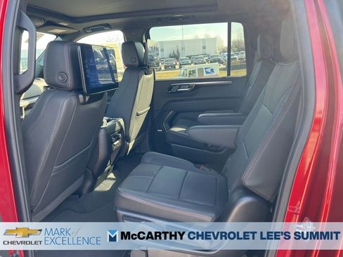 New 2026 Chevrolet Suburban RST image 34