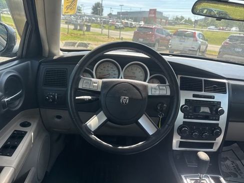 Used 2006 Dodge Charger R/T w/ Road/Track Performance Group RWD image 16
