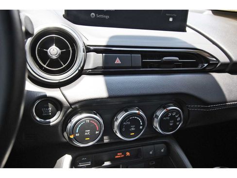 Used 2024 MAZDA MX-5 Miata RF Grand Touring RWD image 18