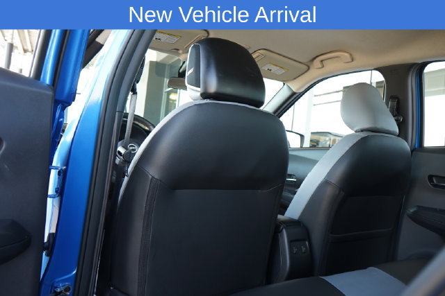Used 2024 Nissan Kicks SR w/ SR Premium Package FWD image 29