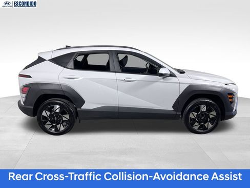 Certified 2025 Hyundai Kona SEL AWD/4WD image 6