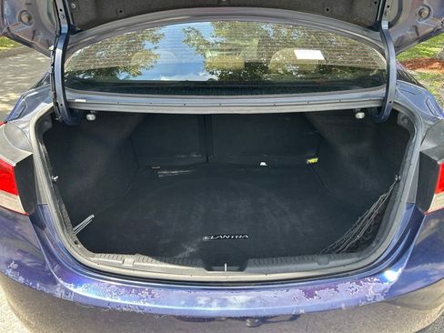 Used 2013 Hyundai Elantra GLS w/ Preferred Pkg FWD image 11