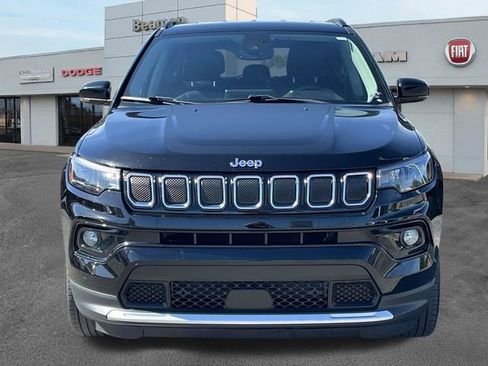 Used 2022 Jeep Compass Limited w/ Mopar Graphics Package AWD/4WD image 2