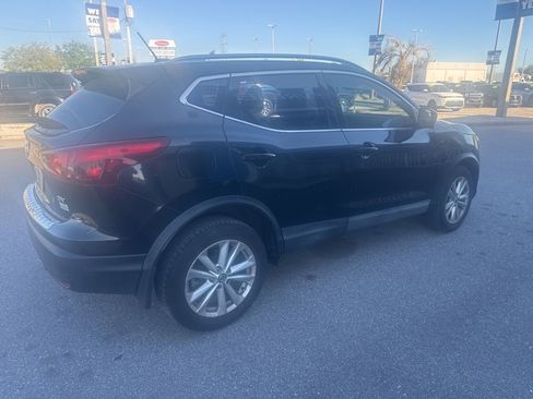 Used 2019 Nissan Rogue Sport SV w/ Technology Package image 6