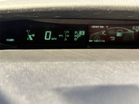 Used 2014 Toyota Prius Three FWD image 22