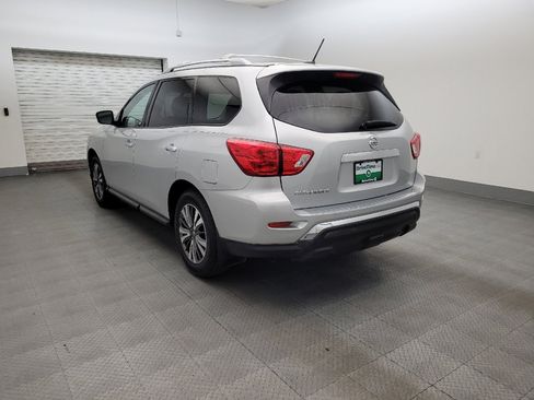 Used 2018 Nissan Pathfinder S FWD image 5
