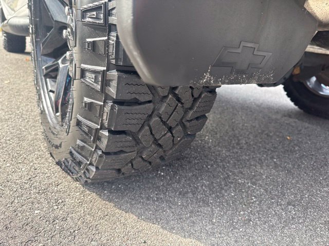 Used 2019 Chevrolet Silverado 1500 LT Trail Boss AWD/4WD image 9