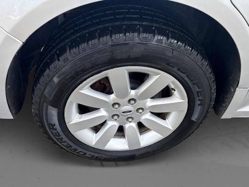 Used 2009 Ford Flex SE FWD image 23