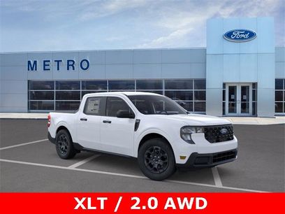 New 2025 Ford Maverick XLT w/ Equipment Group 302A