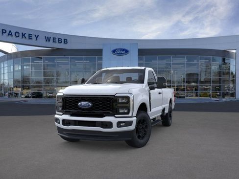 New 2026 Ford F250 XL w/ STX Appearance Package AWD/4WD image 4