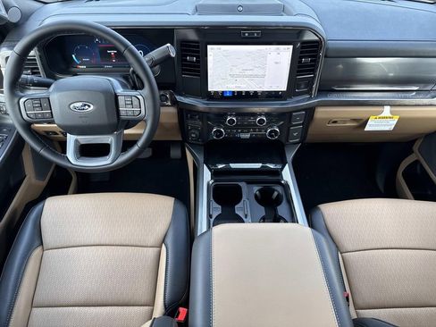 New 2025 Ford F250 Lariat w/ Chrome Package image 7