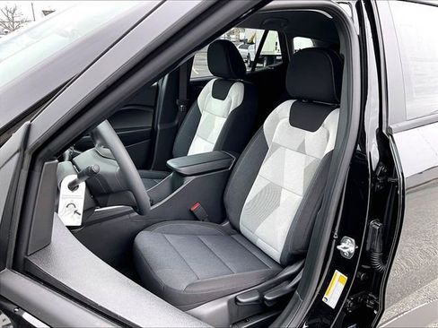 New 2026 Chevrolet Trax LS image 10