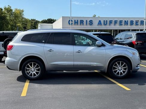 Used 2017 Buick Enclave Leather AWD/4WD image 1