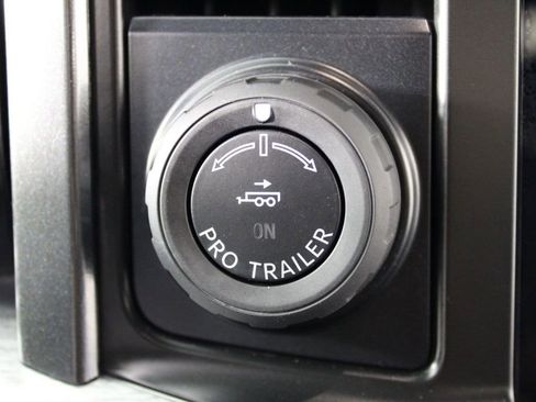 Used 2023 Ford F150 Lariat image 25