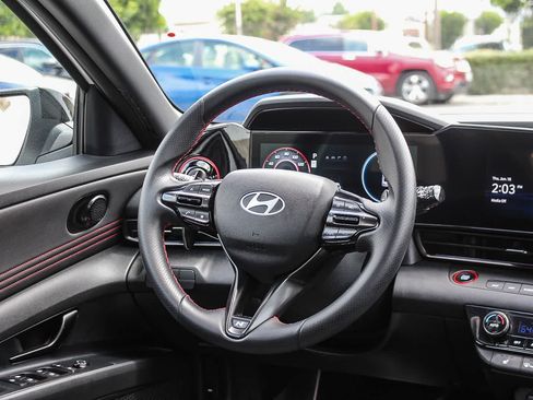 Certified 2025 Hyundai Elantra N Line FWD image 19