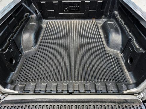 Used 2019 Chevrolet Colorado LT w/ Colorado RST Special Edition image 21