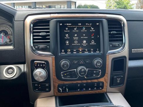 Used 2018 RAM 1500 Laramie Longhorn AWD/4WD image 32