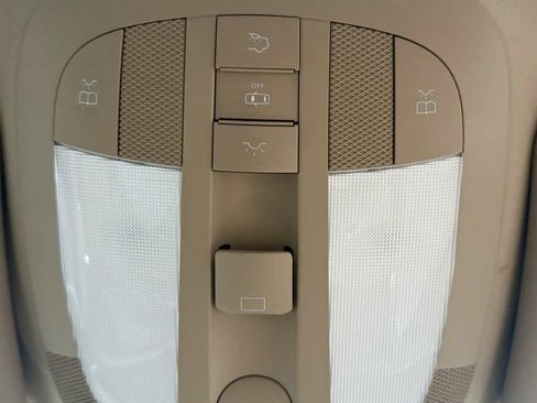 Used 2010 Mercedes-Benz GL 450 4MATIC image 35