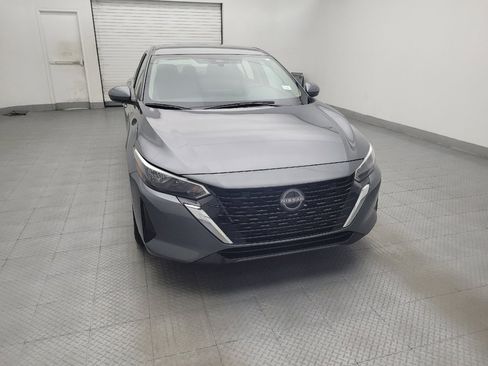 Used 2025 Nissan Sentra SV FWD image 14