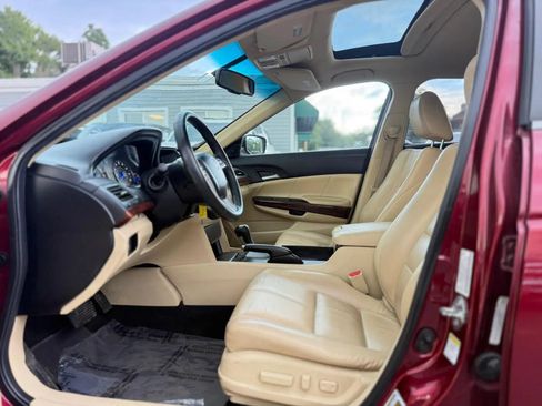Used 2011 Honda Crosstour EX-L image 9
