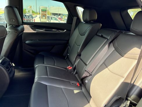 Used 2024 Cadillac XT5 Premium Luxury AWD/4WD image 16