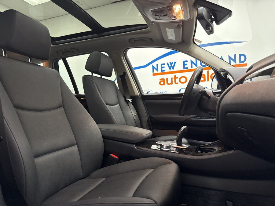 Used 2017 BMW X3 xDrive28i AWD/4WD image 21