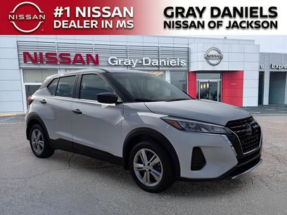 Certified 2025 Nissan Kicks Play S