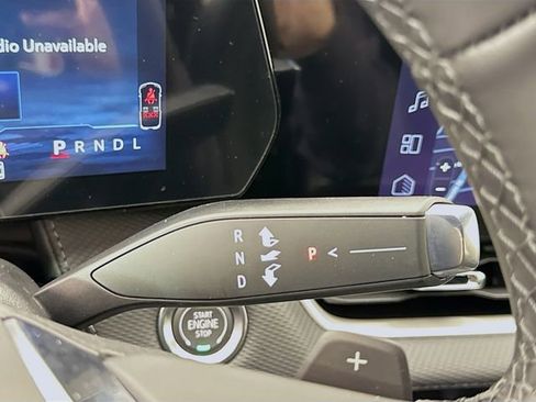 New 2026 Chevrolet Equinox LT w/ Convenience Package II image 18