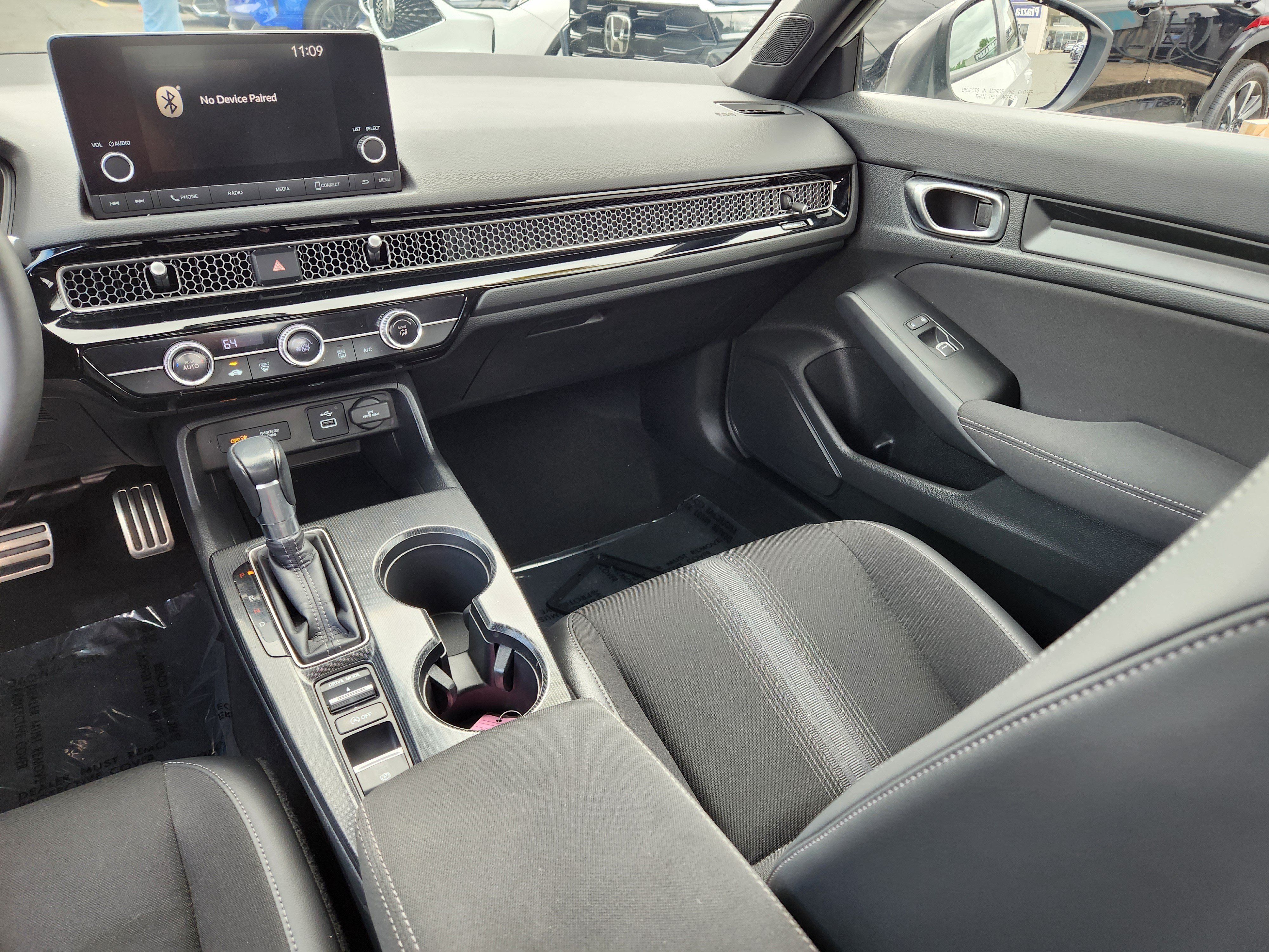 Used 2023 Honda Civic Sport image 14