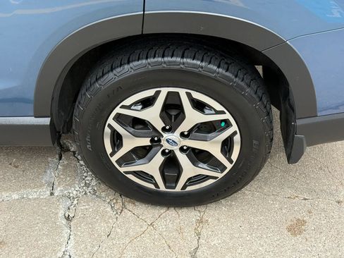 Used 2022 Subaru Forester Premium AWD/4WD image 44