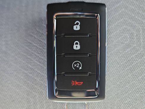 New 2026 Jeep Cherokee Laredo image 32