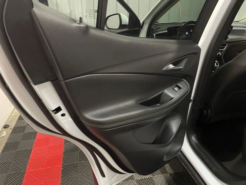 Used 2024 Buick Encore GX Preferred FWD image 36