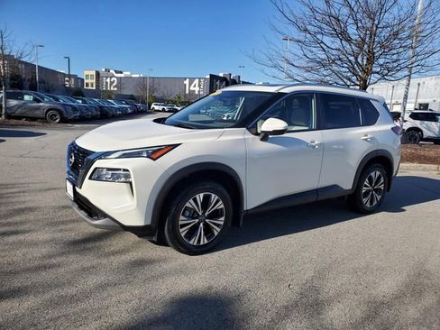 Certified 2023 Nissan Rogue SV w/ SV Premium Package image 8