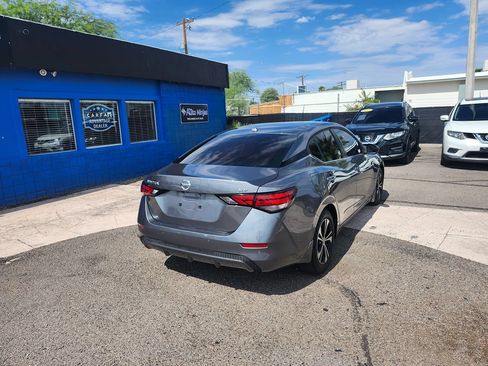 Used 2021 Nissan Sentra SV FWD image 11