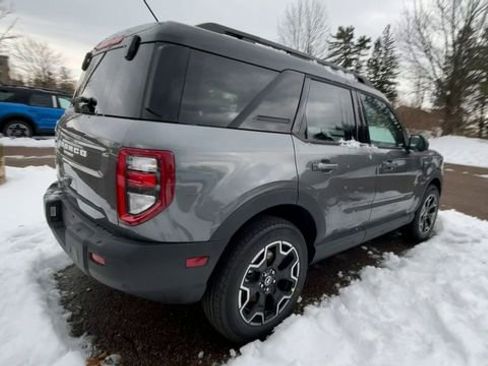 New 2025 Ford Bronco Sport Outer Banks image 2