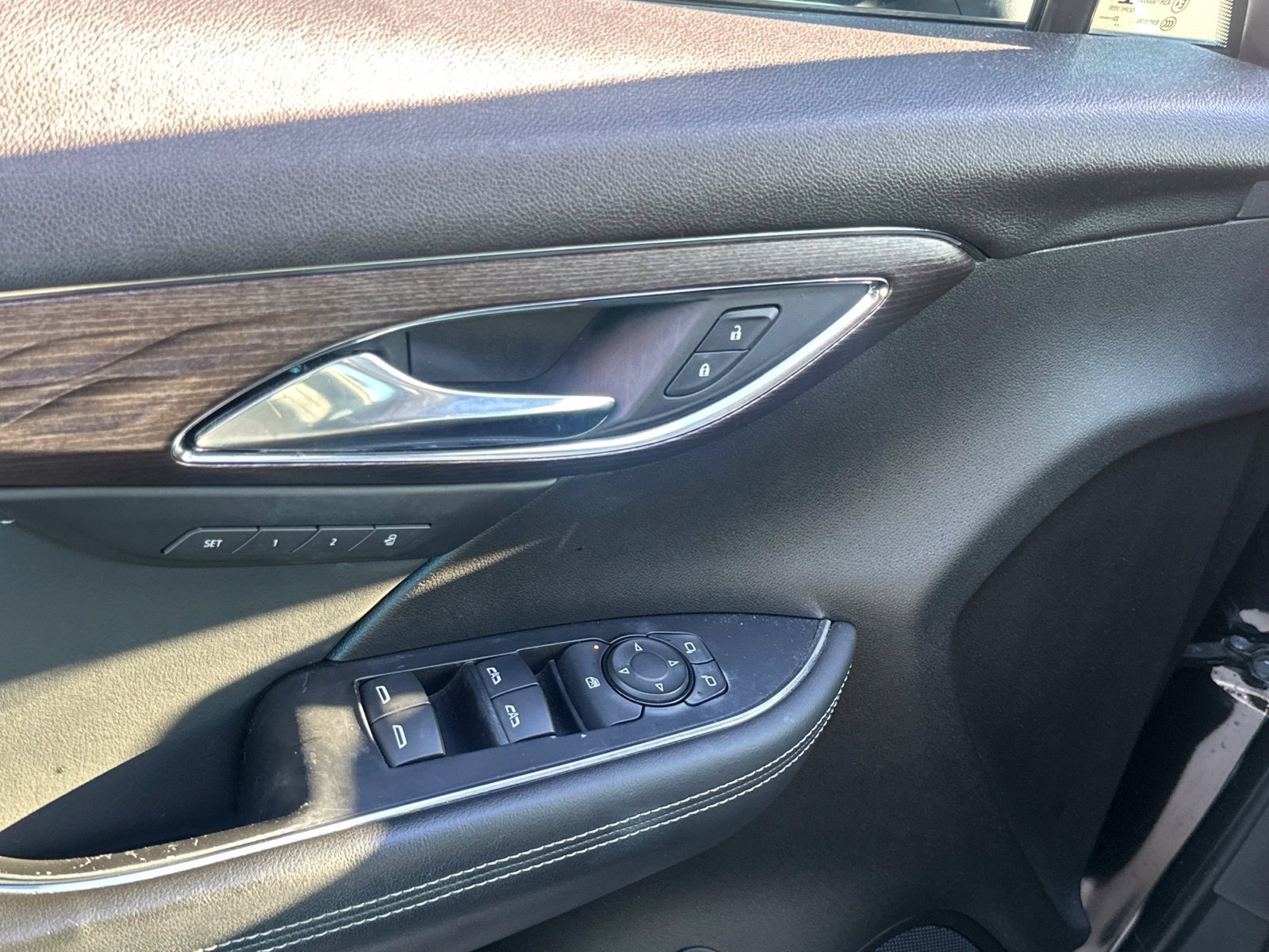 Used 2023 Buick Envision Avenir FWD image 13