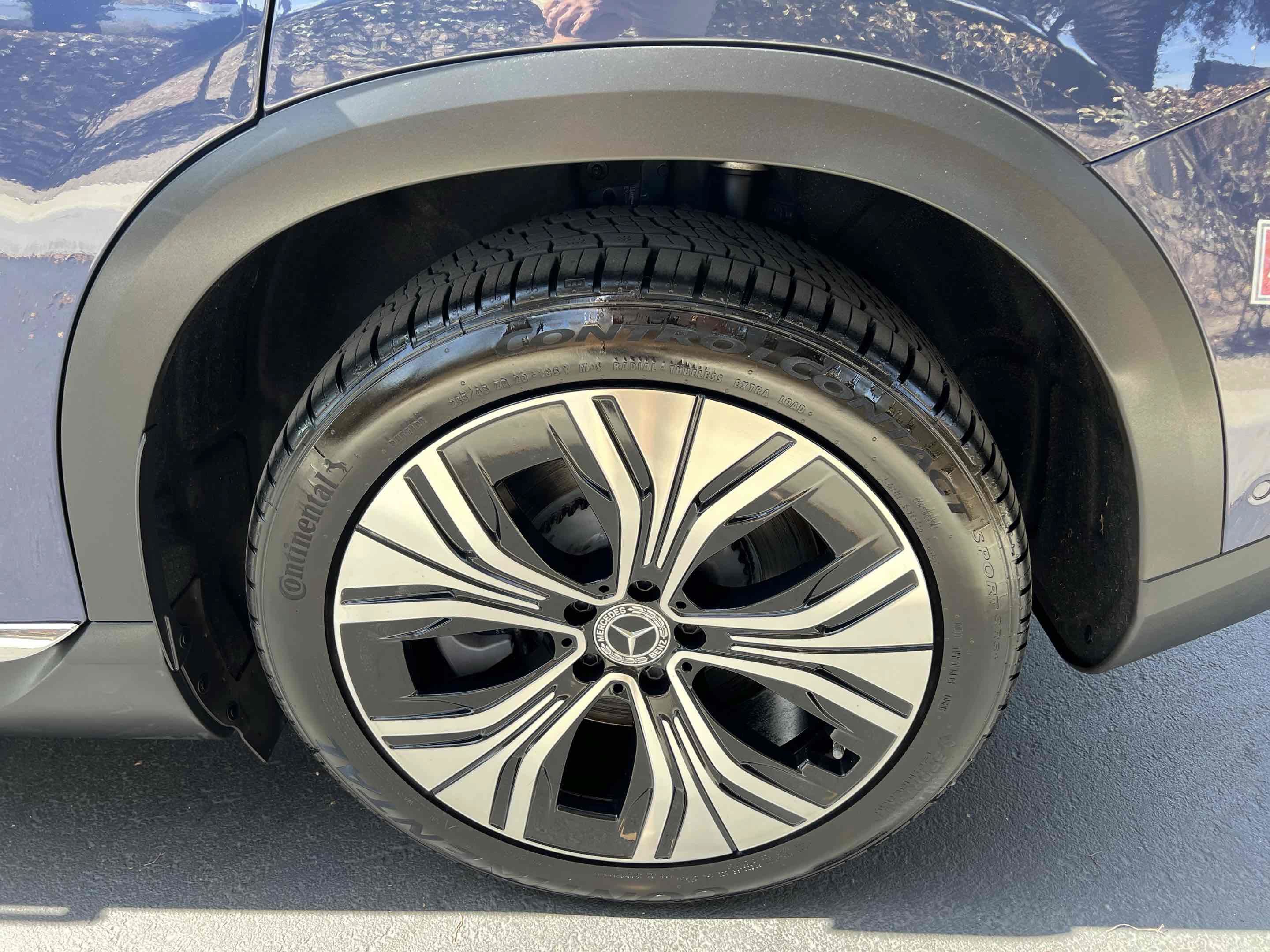 Used 2023 Mercedes-Benz EQE 350+ SUV w/ Exclusive Trim Package image 69