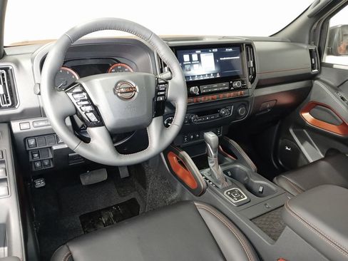 New 2026 Nissan Frontier PRO-4X w/ Pro Premium Package AWD/4WD image 8