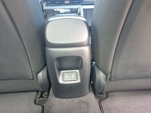 New 2026 Hyundai Elantra Sport FWD image 14