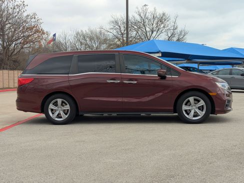 Used 2020 Honda Odyssey EX-L image 3