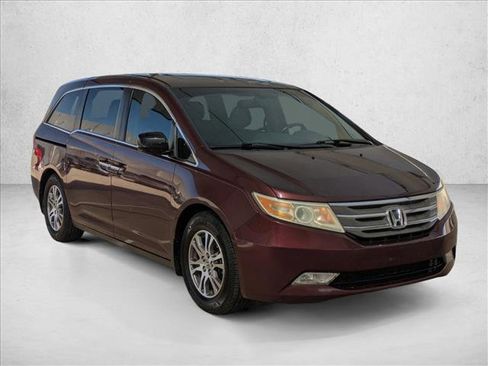 Used 2011 Honda Odyssey EX-L image 3