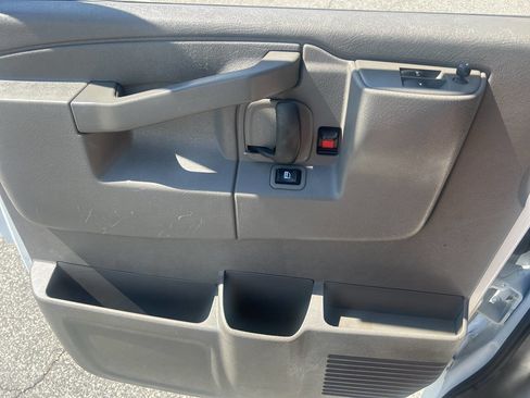 Used 2020 Chevrolet Express 2500 w/ Driver Convenience Package RWD image 10
