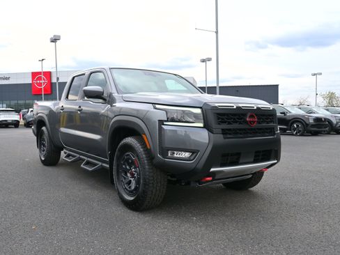 New 2026 Nissan Frontier PRO-4X w/ Pro-4x Convenience Package image 2