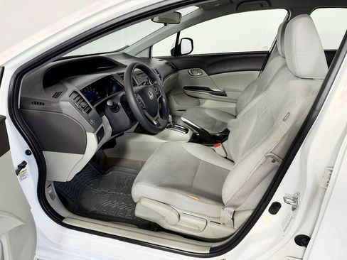 Used 2012 Honda Civic HF image 32