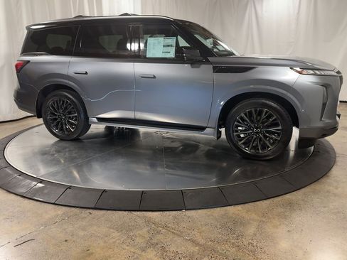 New 2026 INFINITI QX80 Autograph w/ Autograph Exterior Package image 3