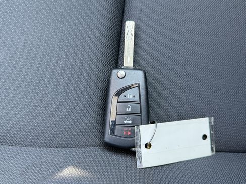 Used 2024 Toyota Corolla LE FWD image 29