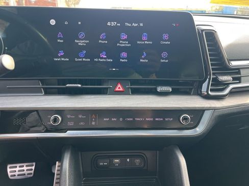 Used 2023 Kia Sportage X-Pro AWD/4WD image 17