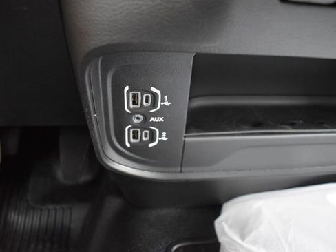 New 2025 RAM 4500 Tradesman AWD/4WD image 28