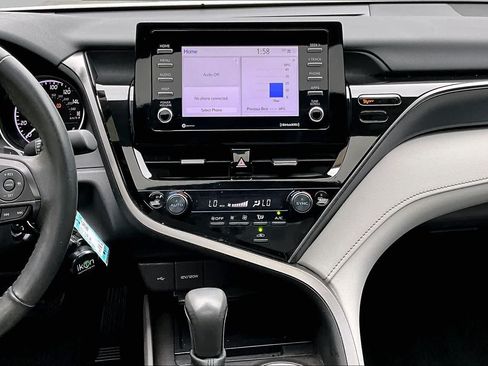 Certified 2024 Toyota Camry SE FWD image 7