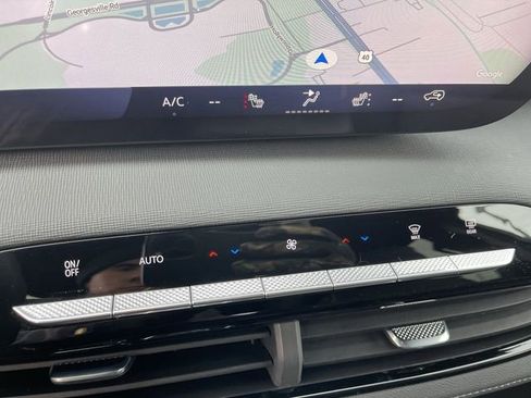 New 2026 Buick Enclave Sport Touring w/ Power Package AWD/4WD image 19